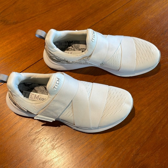 TIEM Shoes - TIEM white Latus Do-It-All Trainer sneakers - Ivory Snake - size 9.5
